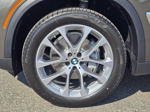 New 2026 BMW X5 xDrive40i AWD/4WD image 8