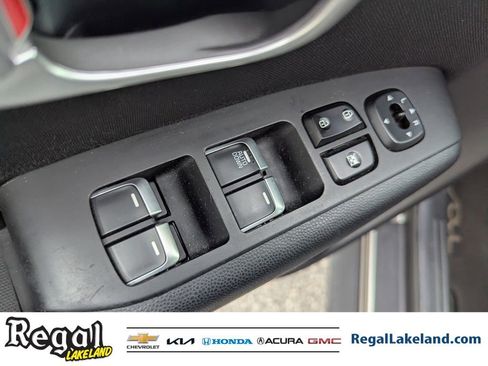 Used 2017 Kia Soul w/ Convenience Package image 15