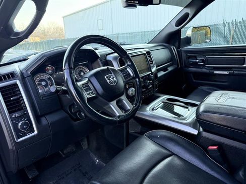 Used 2017 RAM 1500 Limited image 33