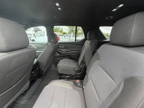 Used 2023 Chevrolet Traverse LT AWD/4WD image 26