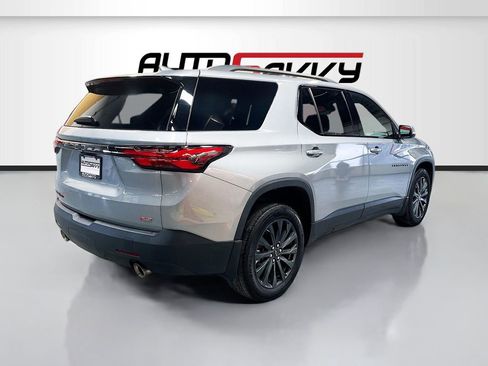 Used 2023 Chevrolet Traverse RS image 7