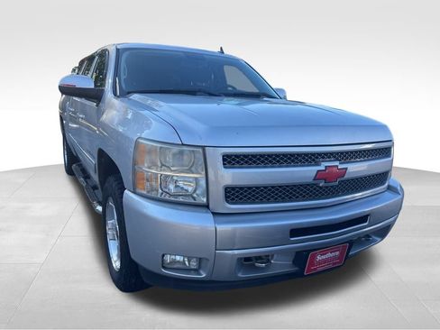 Used 2011 Chevrolet Silverado 1500 LT w/ All-Star Edition image 3