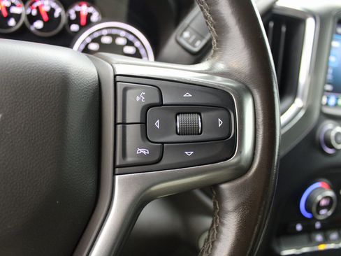 Used 2021 Chevrolet Silverado 1500 LT image 37