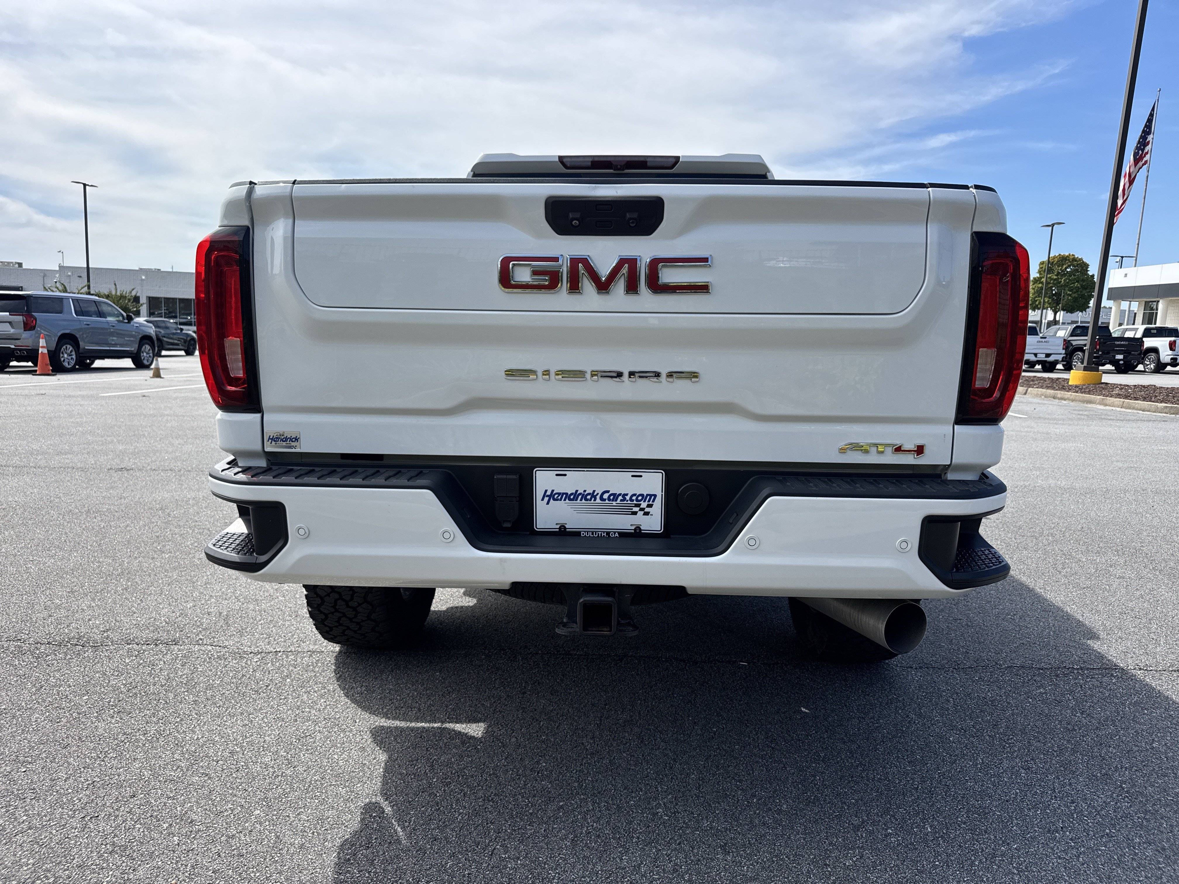 Used 2022 GMC Sierra 3500 AT4 w/ AT4 Preferred Package AWD/4WD image 9
