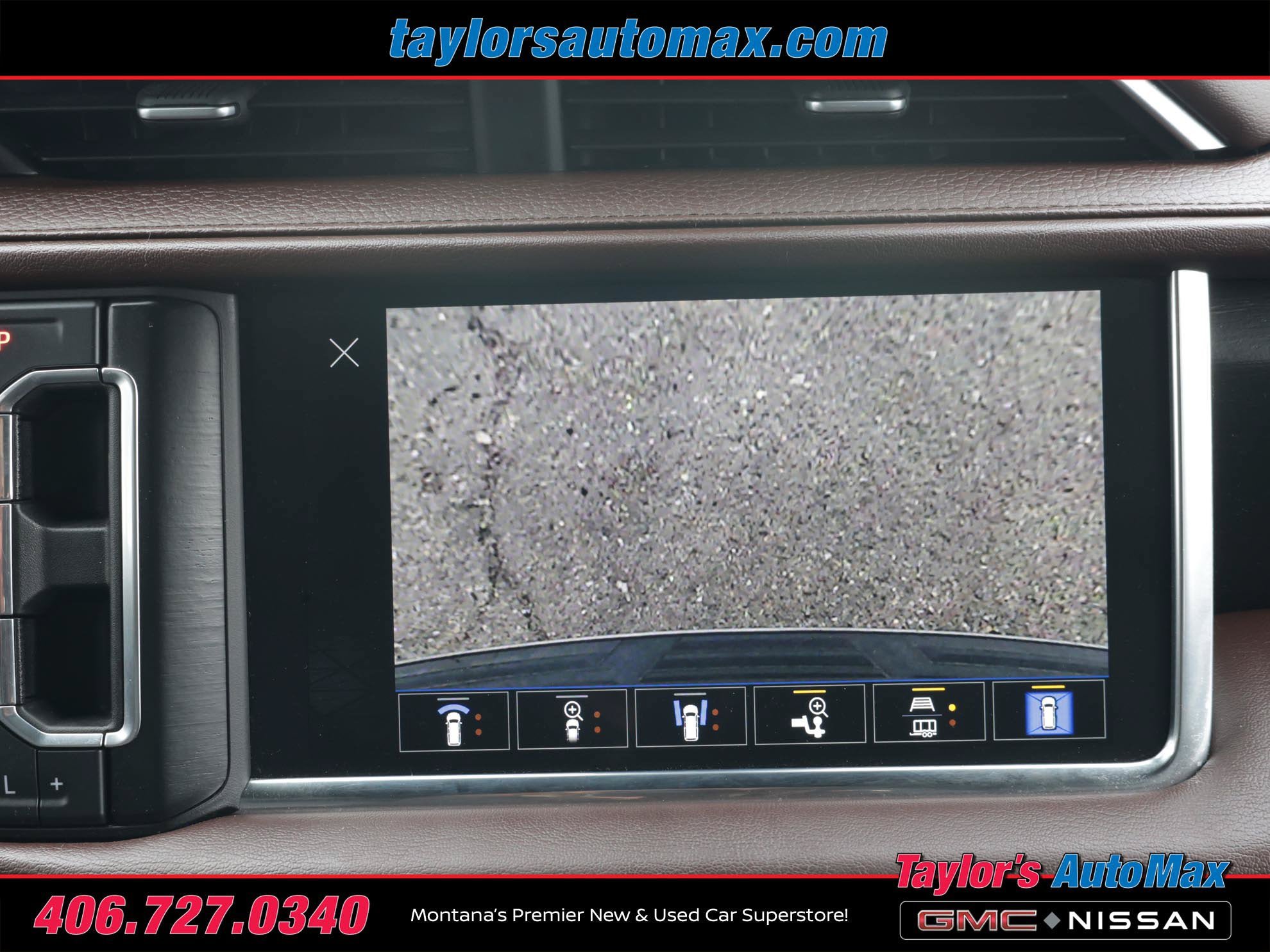 Used 2022 GMC Yukon Denali w/ Advanced Technology Package AWD/4WD image 21