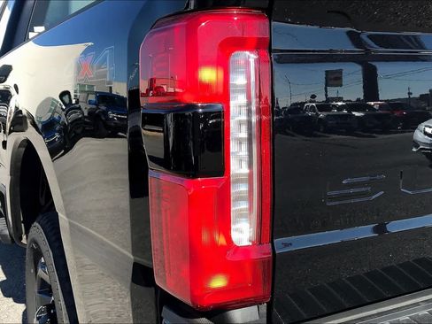 Used 2024 Ford F250 XL w/ STX Appearance Package AWD/4WD image 14