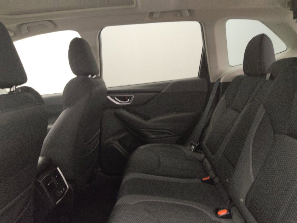 Used 2024 Subaru Forester Premium AWD/4WD image 18