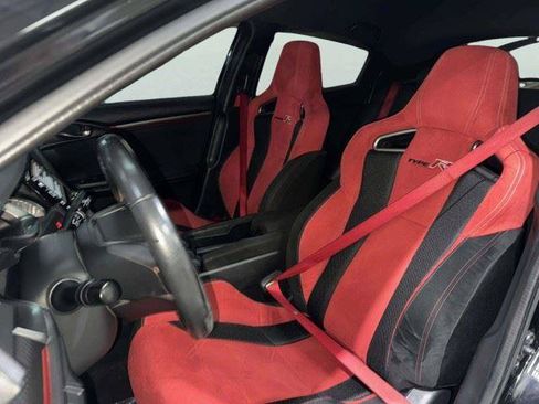 Used 2017 Honda Civic Type R image 36