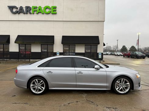 Used 2017 Audi A8 L 4.0T image 18