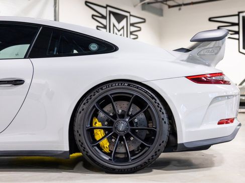 Used 2018 Porsche 911 GT3 image 16