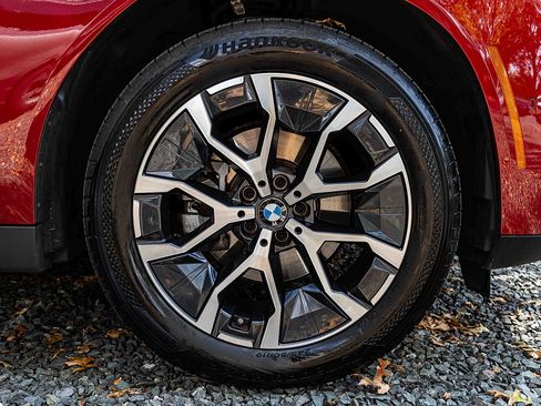 Used 2025 BMW X3 xDrive30i w/ Premium Package image 26