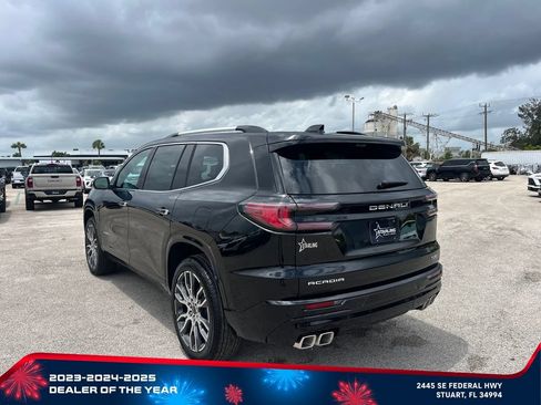 New 2026 GMC Acadia Denali Ultimate FWD image 5