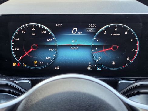 Used 2022 Mercedes-Benz GLB 250 image 13