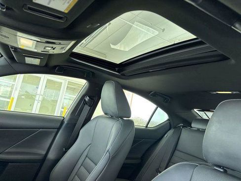 Certified 2023 Lexus IS 350 F Sport RWD image 22