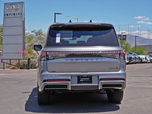 New 2026 INFINITI QX80 Autograph AWD/4WD image 9