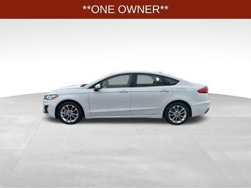 Used 2020 Ford Fusion SE FWD image 4