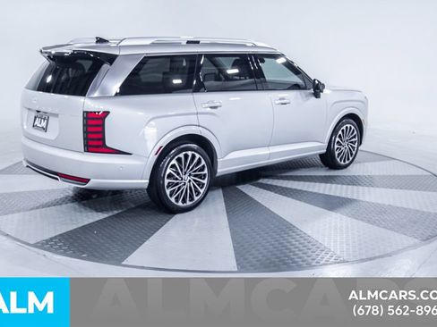 Used 2026 Hyundai Palisade Calligraphy FWD image 10