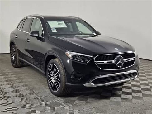 Certified 2025 Mercedes-Benz GLC 300 4MATIC image 7
