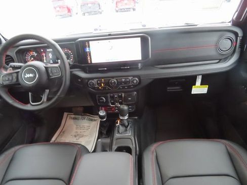 New 2026 Jeep Wrangler Unlimited Rubicon 392 w/ Quick Order Package 27X Moab AWD/4WD image 30