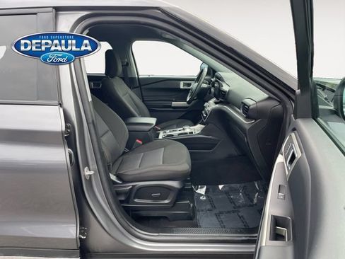 Used 2023 Ford Explorer XLT AWD/4WD image 19