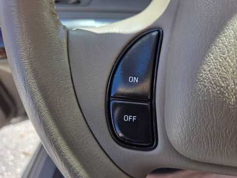 Used 2004 Mercury Grand Marquis LS image 23