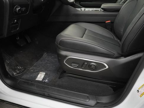 New 2026 Jeep Grand Wagoneer Limited image 29