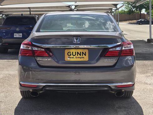 Used 2017 Honda Accord Sport Special Edition image 5
