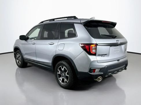 Used 2023 Honda Passport TrailSport image 4