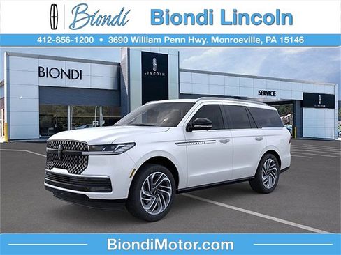 New 2025 Lincoln Navigator Reserve AWD/4WD image 1