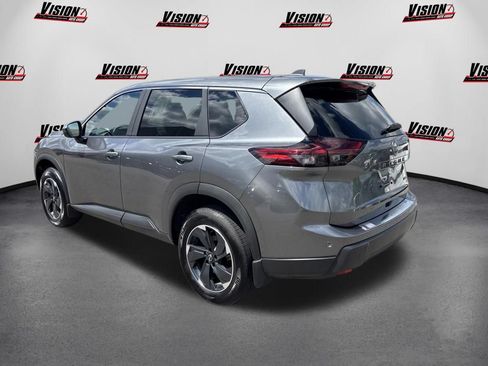 Certified 2026 Nissan Rogue SV AWD/4WD image 7