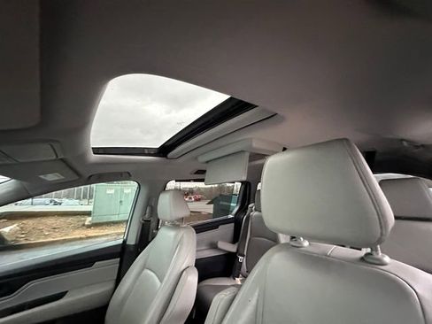 Used 2018 Honda Odyssey EX-L image 35