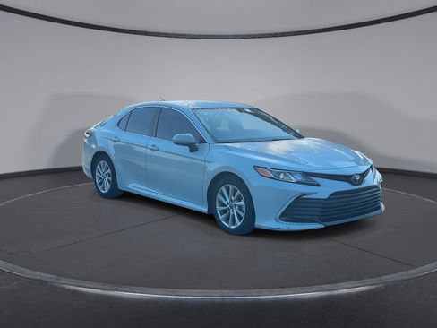 Used 2023 Toyota Camry LE FWD image 2
