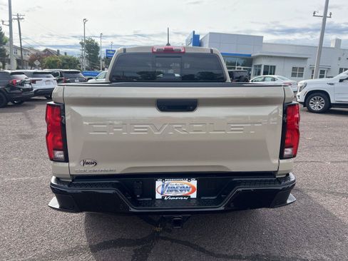 Used 2023 Chevrolet Colorado Z71 w/ Z71 Convenience Package 2 AWD/4WD image 6