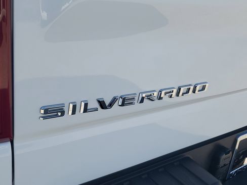 Used 2022 Chevrolet Silverado 1500 RST image 31