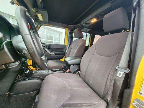 Used 2015 Jeep Wrangler Unlimited Sport w/ Quick Order Package 24S image 27