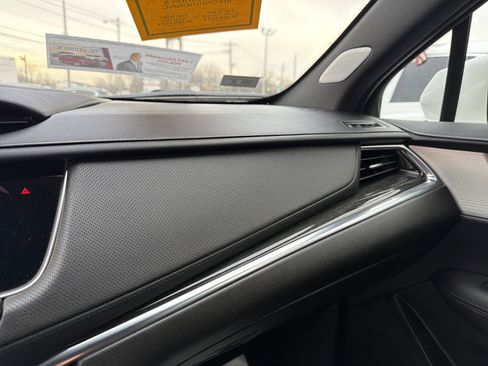 Used 2022 Cadillac XT5 Premium Luxury w/ LPO, Radiant Package image 21