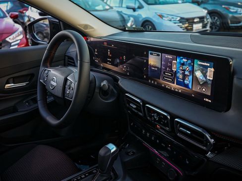 New 2026 Nissan Sentra SR image 19