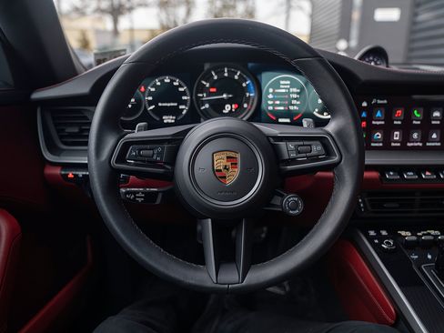 Used 2023 Porsche 911 Carrera 4S image 6