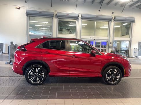 Used 2024 Mitsubishi Eclipse Cross SEL image 4
