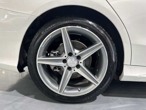Used 2015 Mercedes-Benz C 300 4MATIC Sedan image 8