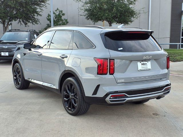 Used 2022 Kia Sorento SX FWD image 2