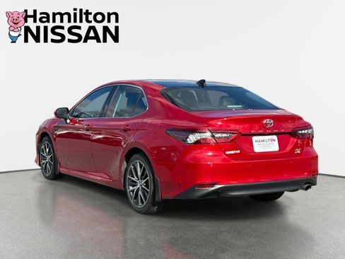 Used 2024 Toyota Camry XLE image 4