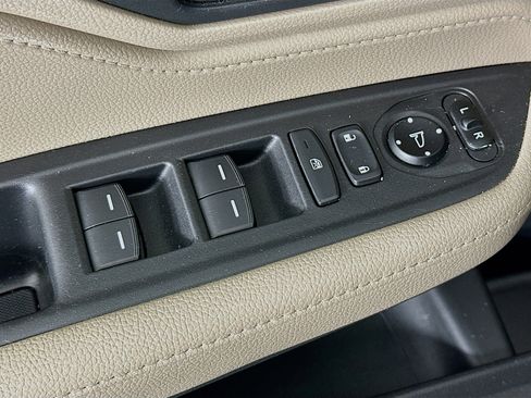 Used 2019 Honda Odyssey EX-L image 15