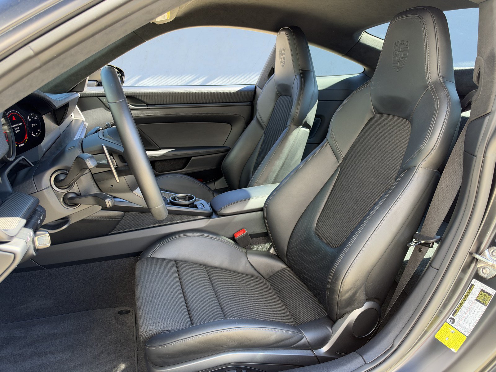 Used 2024 Porsche 911 GT3 RWD image 16