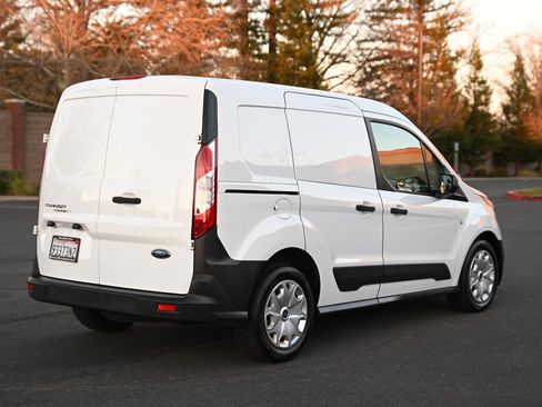 Used 2018 Ford Transit Connect XL image 7