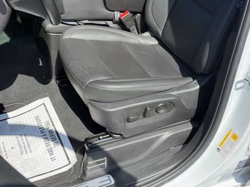 Used 2024 GMC Sierra 1500 SLT RWD image 14