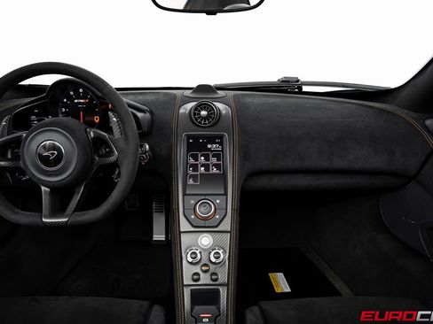 Used 2016 McLaren 675LT Spider image 34