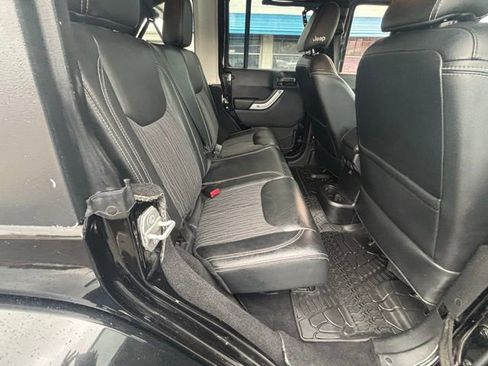 Used 2015 Jeep Wrangler Unlimited Sport image 13