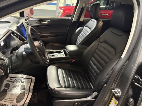 Used 2022 Ford Edge SEL w/ Convenience Package image 10