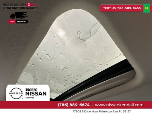 Used 2017 Ford Fusion SE w/ Fusion SE Technology Package image 26